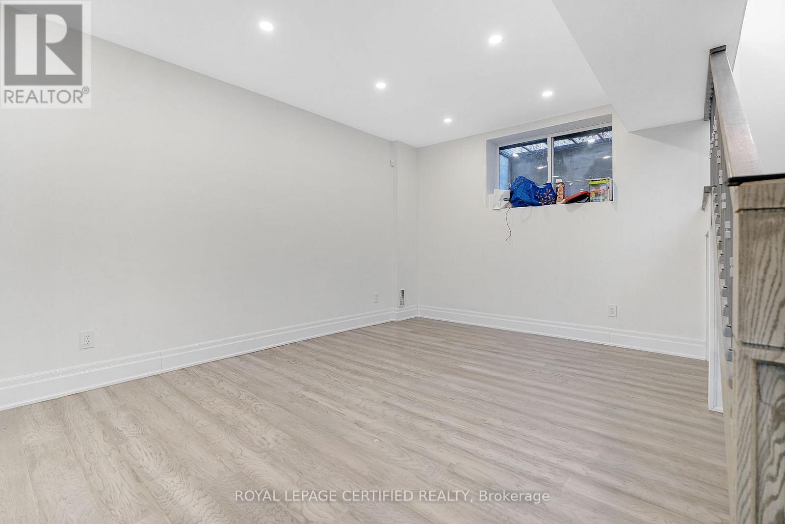 350 Weighton Drive, Oakville, Ontario  L6K 2R4 - Photo 44 - W12973732