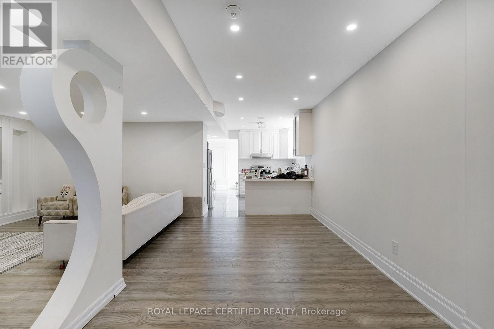 350 Weighton Drive, Oakville, Ontario  L6K 2R4 - Photo 45 - W12973732