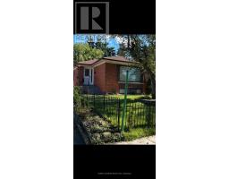 21 BENWAY DRIVE, Toronto, Ontario