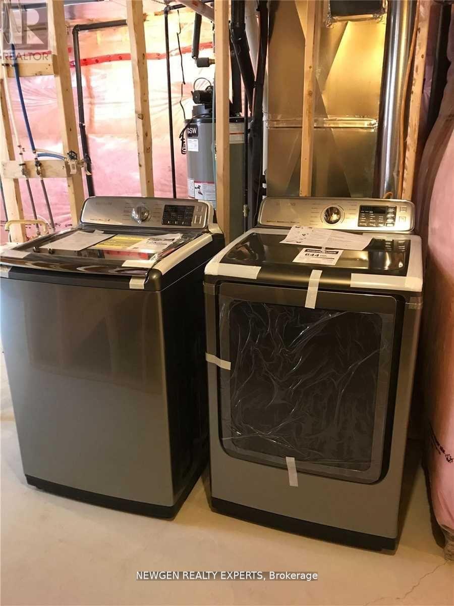 37 Military Crescent, Brampton, Ontario  L7A 4M4 - Photo 13 - W12973768