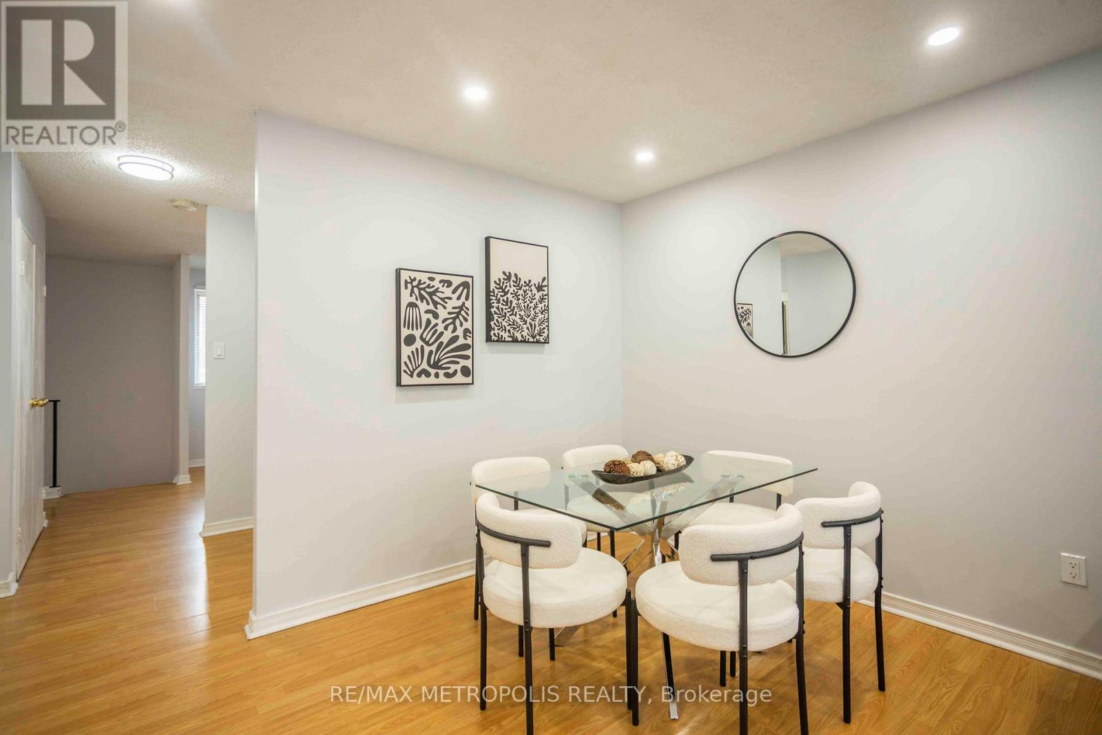 189 - 2170 Bromsgrove Road, Mississauga, Ontario  L5J 4J2 - Photo 5 - W12973792