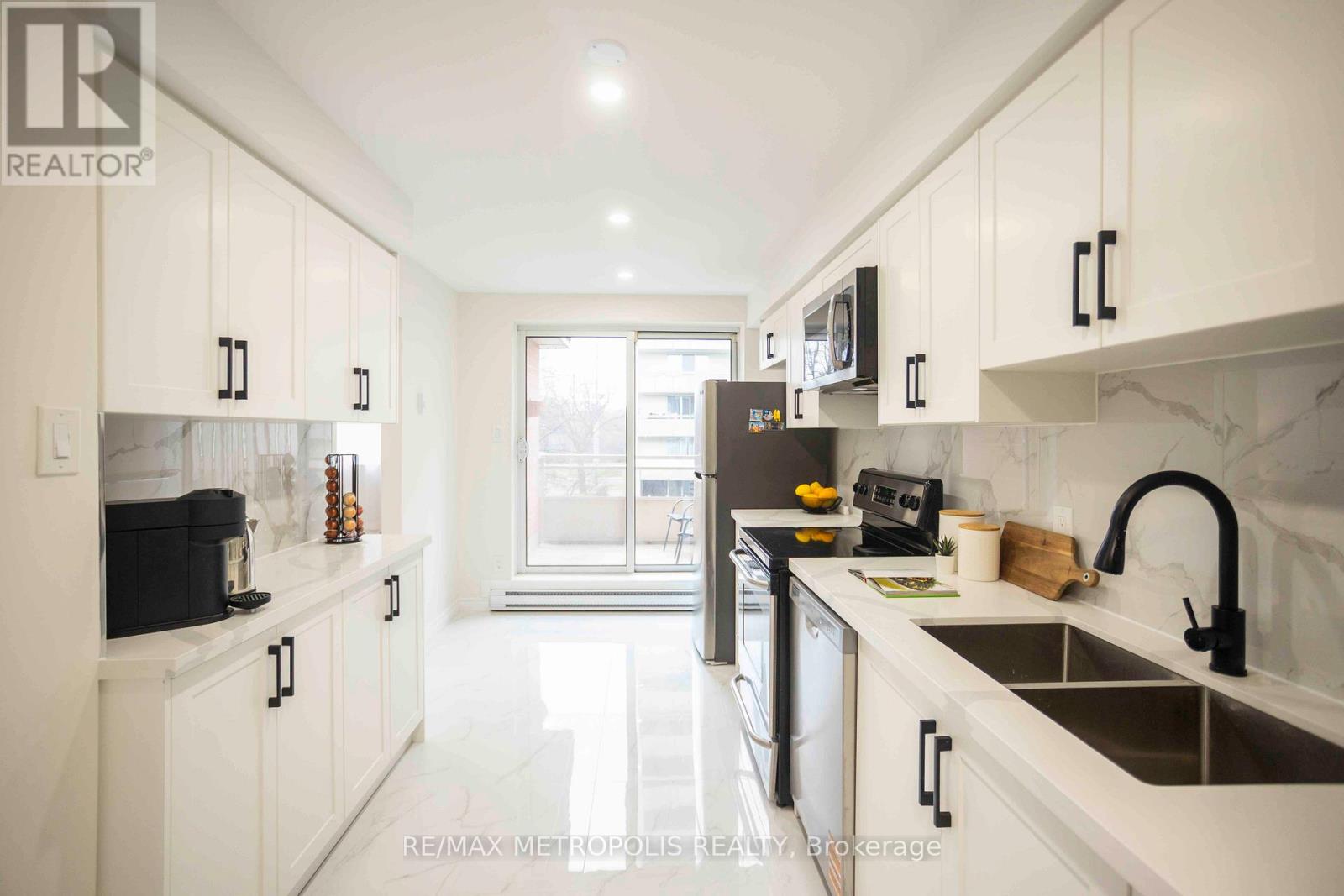 189 - 2170 Bromsgrove Road, Mississauga, Ontario  L5J 4J2 - Photo 8 - W12973792