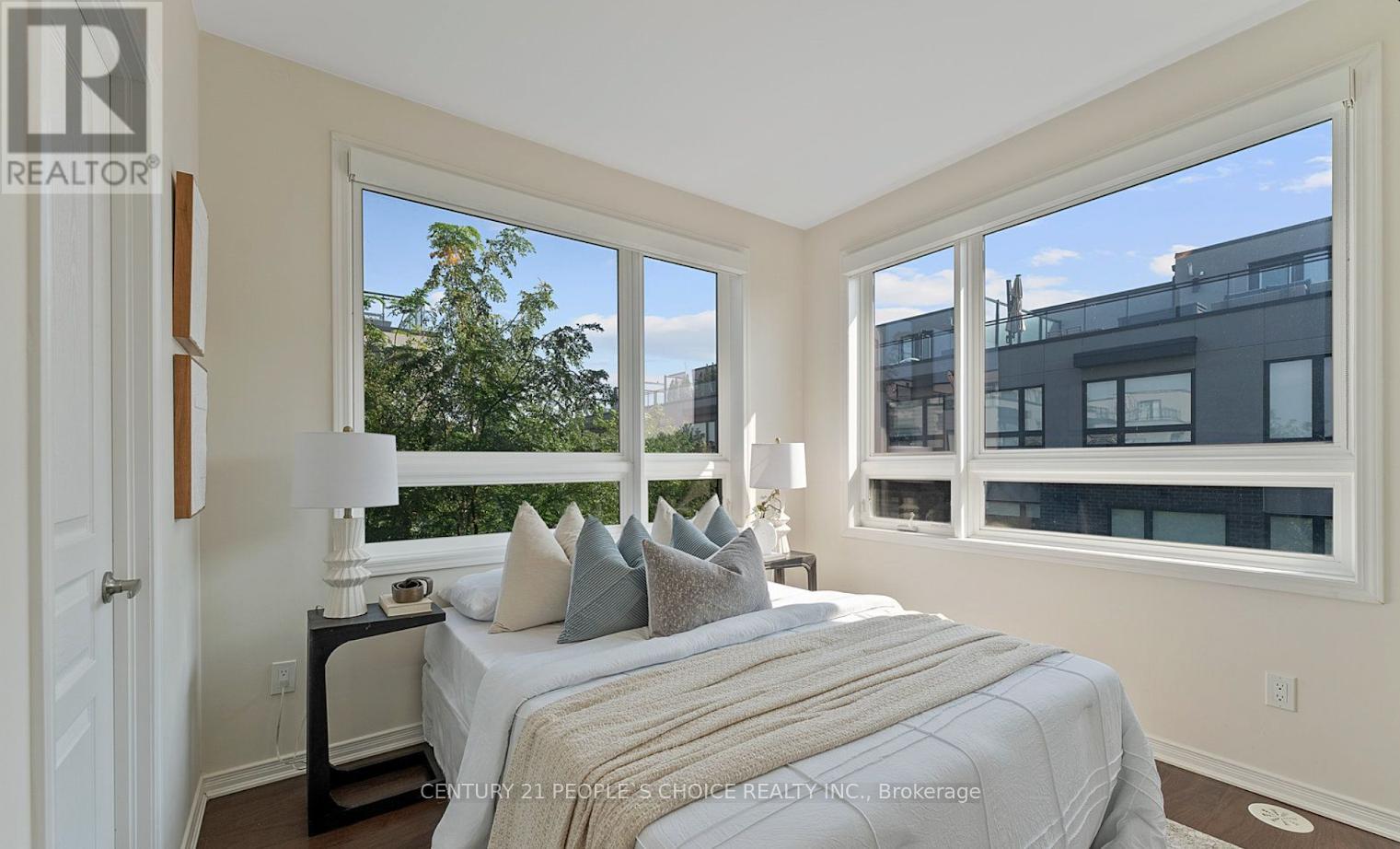 312 - 1110 Briar Hill Avenue, Toronto, Ontario  M6B 1M7 - Photo 10 - W12973826