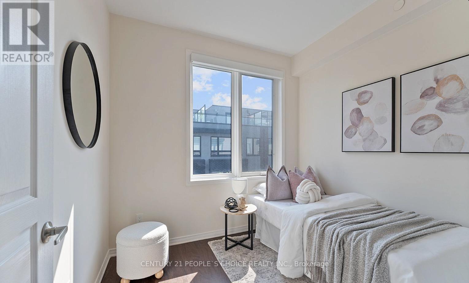 312 - 1110 Briar Hill Avenue, Toronto, Ontario  M6B 1M7 - Photo 13 - W12973826