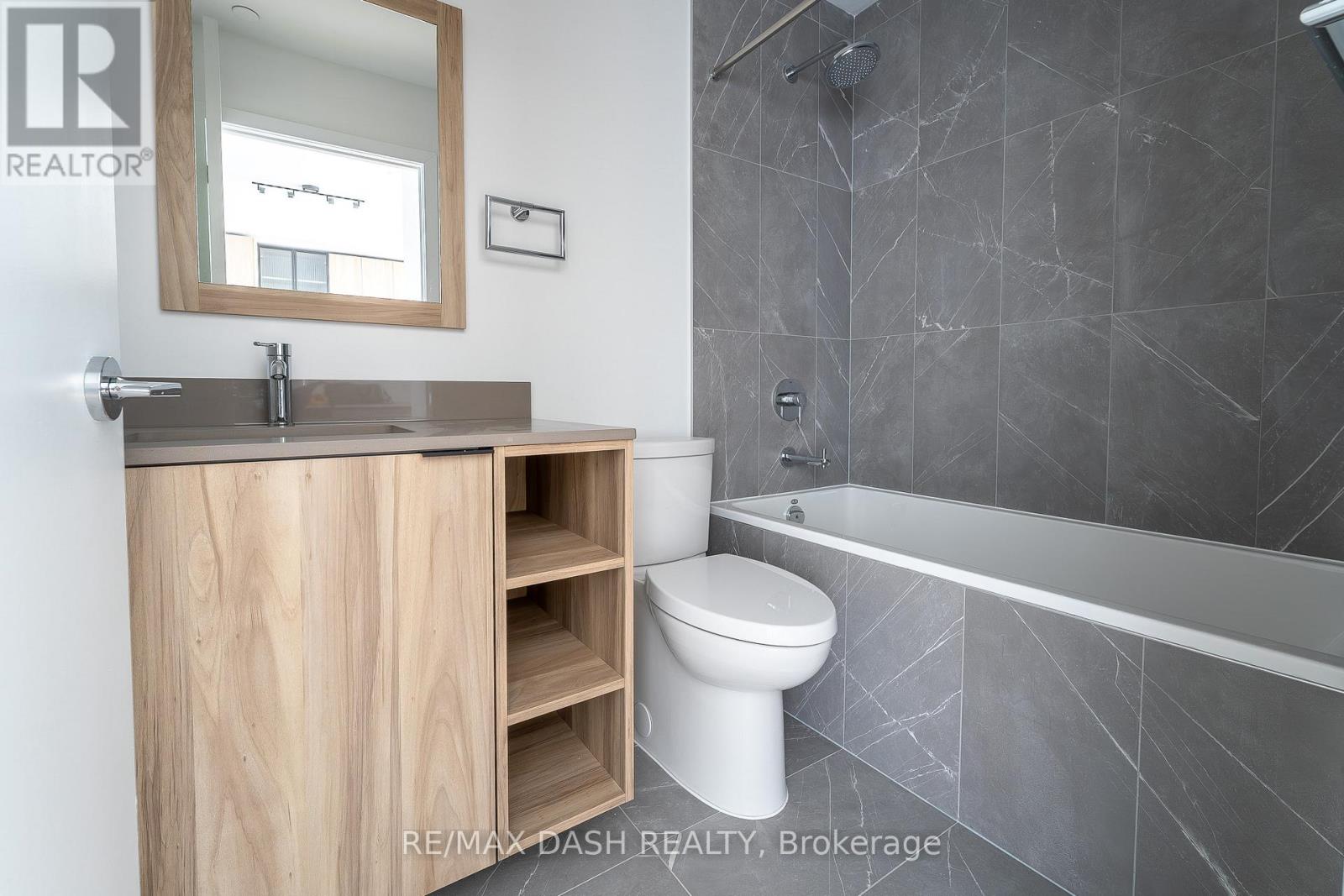 903 - 1037 The Queensway Avenue, Toronto, Ontario  M8Z 0H5 - Photo 12 - W12973830