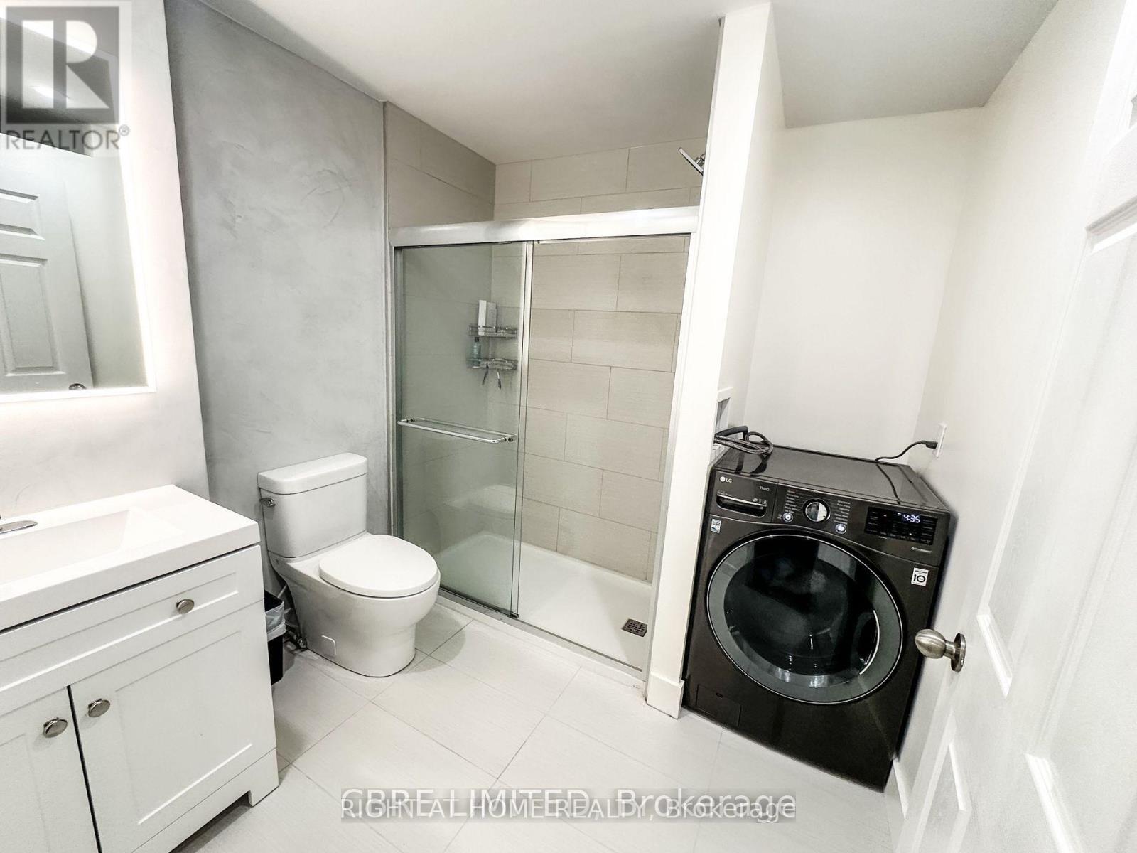 402 - 100 Bronte Road, Oakville, Ontario  L6L 6L5 - Photo 12 - W12973838