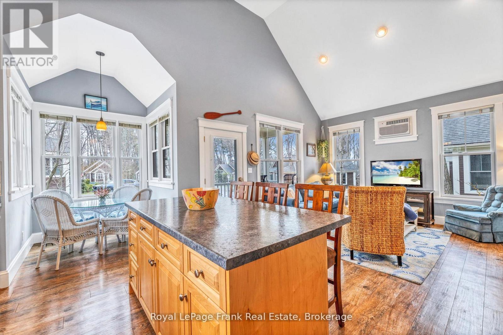 182 - 3 Farm View Lane, Prince Edward County, Ontario  K0K 1P0 - Photo 10 - X12973694