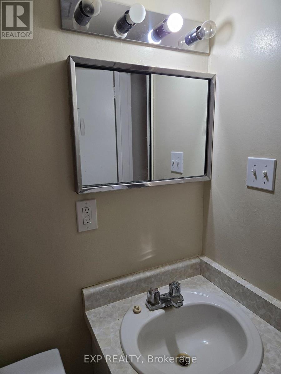 1 - 633 Barber Avenue N, North Perth, Ontario  N4W 1S4 - Photo 12 - X12973728