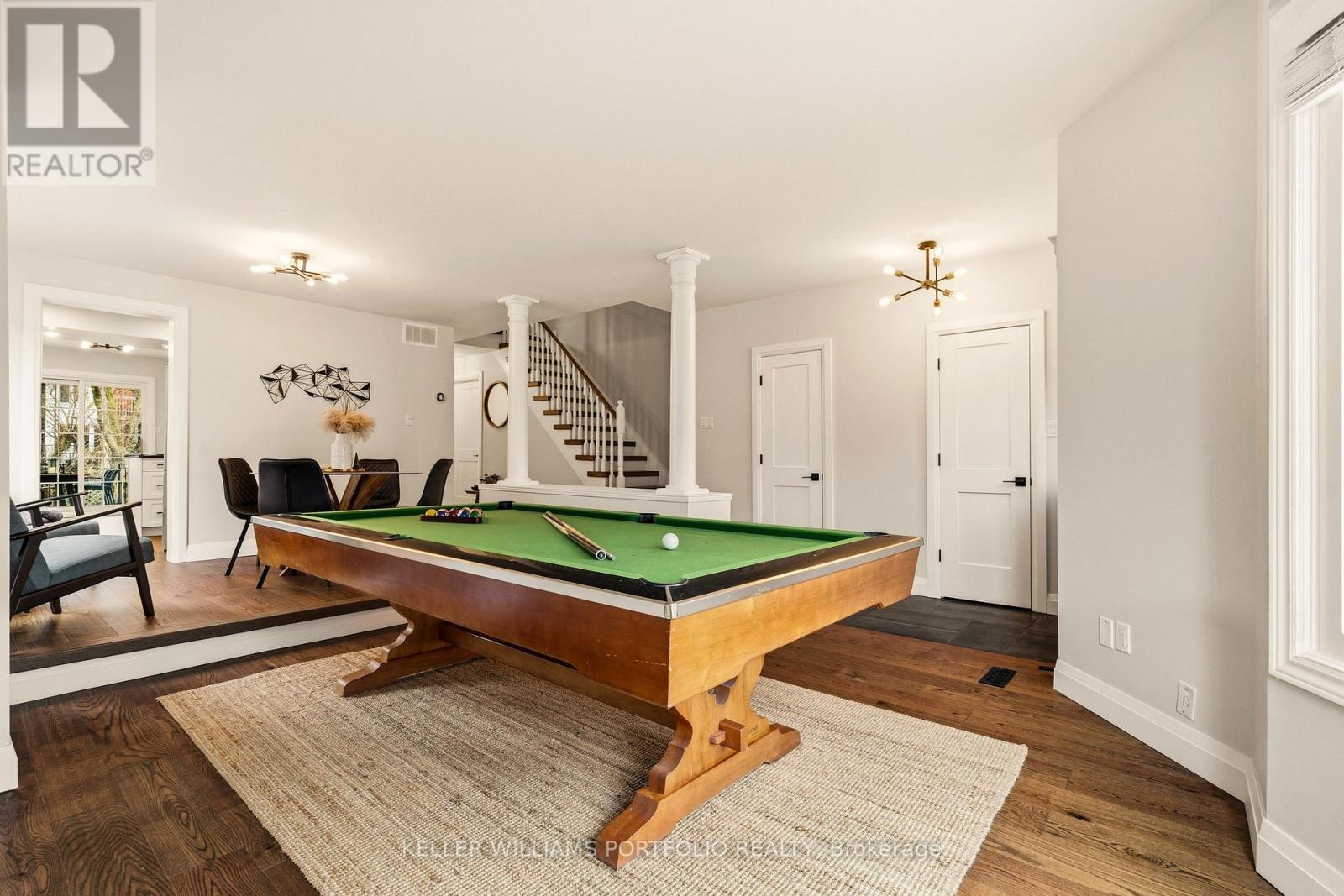 50 Edgewater Drive, Hamilton, Ontario  L8E 4Z3 - Photo 5 - X12973744