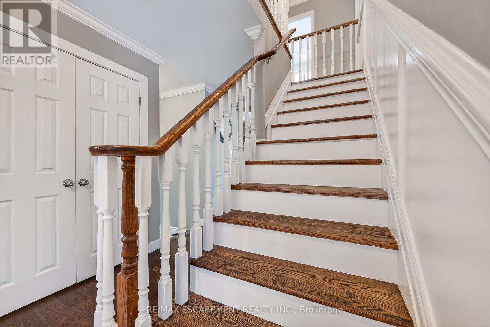 31 Maynard Street, Hamilton, Ontario  L9B 1R9 - Photo 18 - X12973816