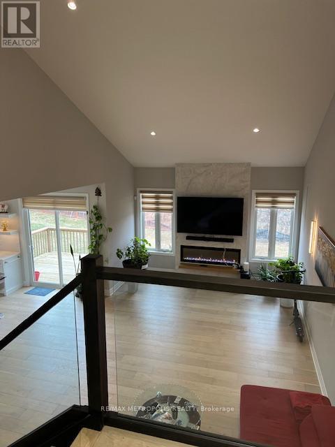 1017 Riverbend Road, London South, Ontario  N6K 0J1 - Photo 22 - X12973850