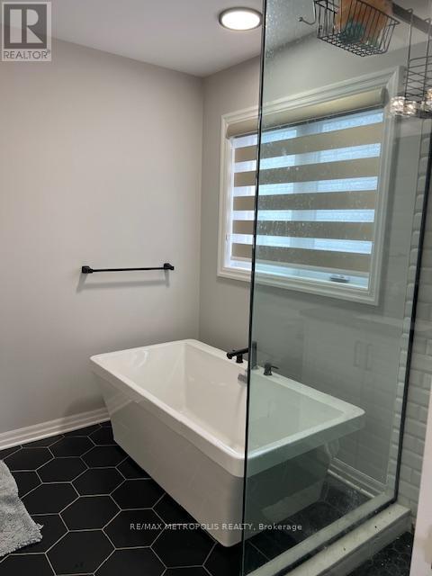 1017 Riverbend Road, London South, Ontario  N6K 0J1 - Photo 39 - X12973850