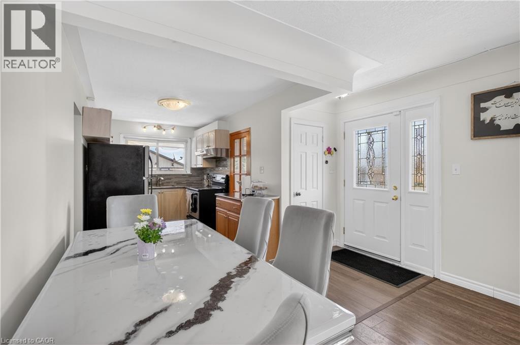 270 Mausser Avenue, Kitchener, Ontario  N2M 3L1 - Photo 14 - 40818901