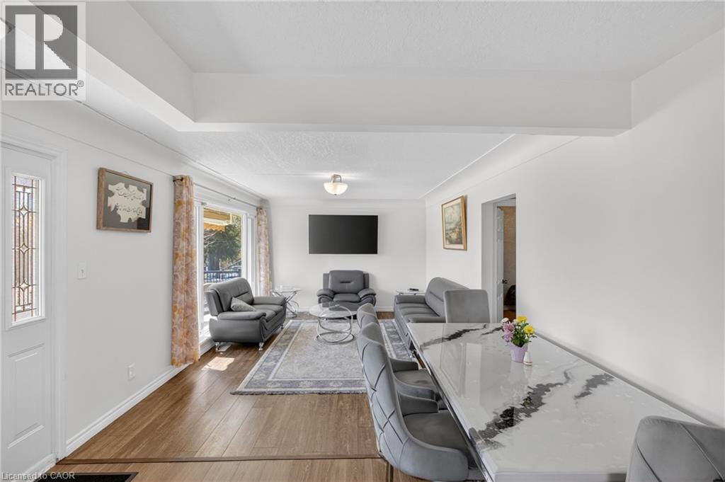 270 Mausser Avenue, Kitchener, Ontario  N2M 3L1 - Photo 8 - 40818901