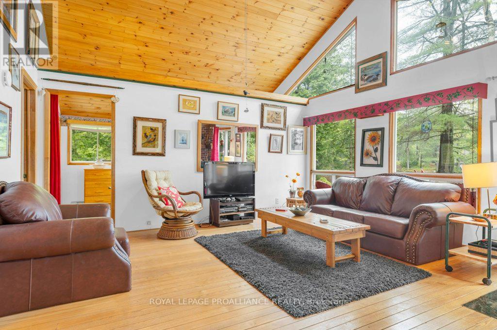 1079 Lemke Lane, North Frontenac (Frontenac North), Ontario  K0H 1J0 - Photo 14 - X12973892