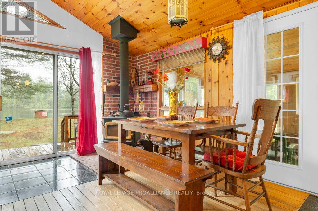 1079 Lemke Lane, North Frontenac (Frontenac North), Ontario  K0H 1J0 - Photo 20 - X12973892