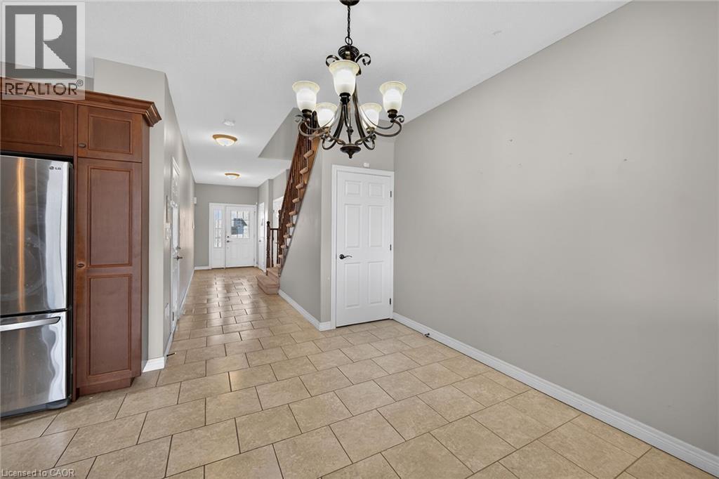 205 Tanglewood Drive, Binbrook, Ontario  L0R 1C0 - Photo 10 - 40818224