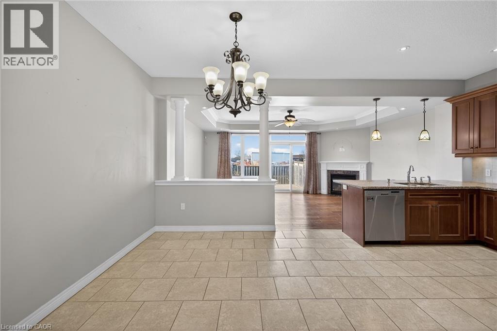 205 Tanglewood Drive, Binbrook, Ontario  L0R 1C0 - Photo 8 - 40818224