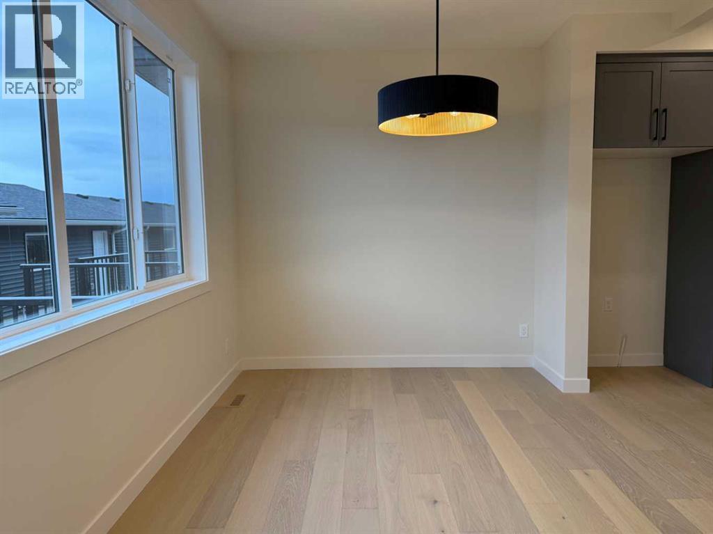 334 Sundown Road, Cochrane, Alberta  T4C 3H2 - Photo 21 - A2265343