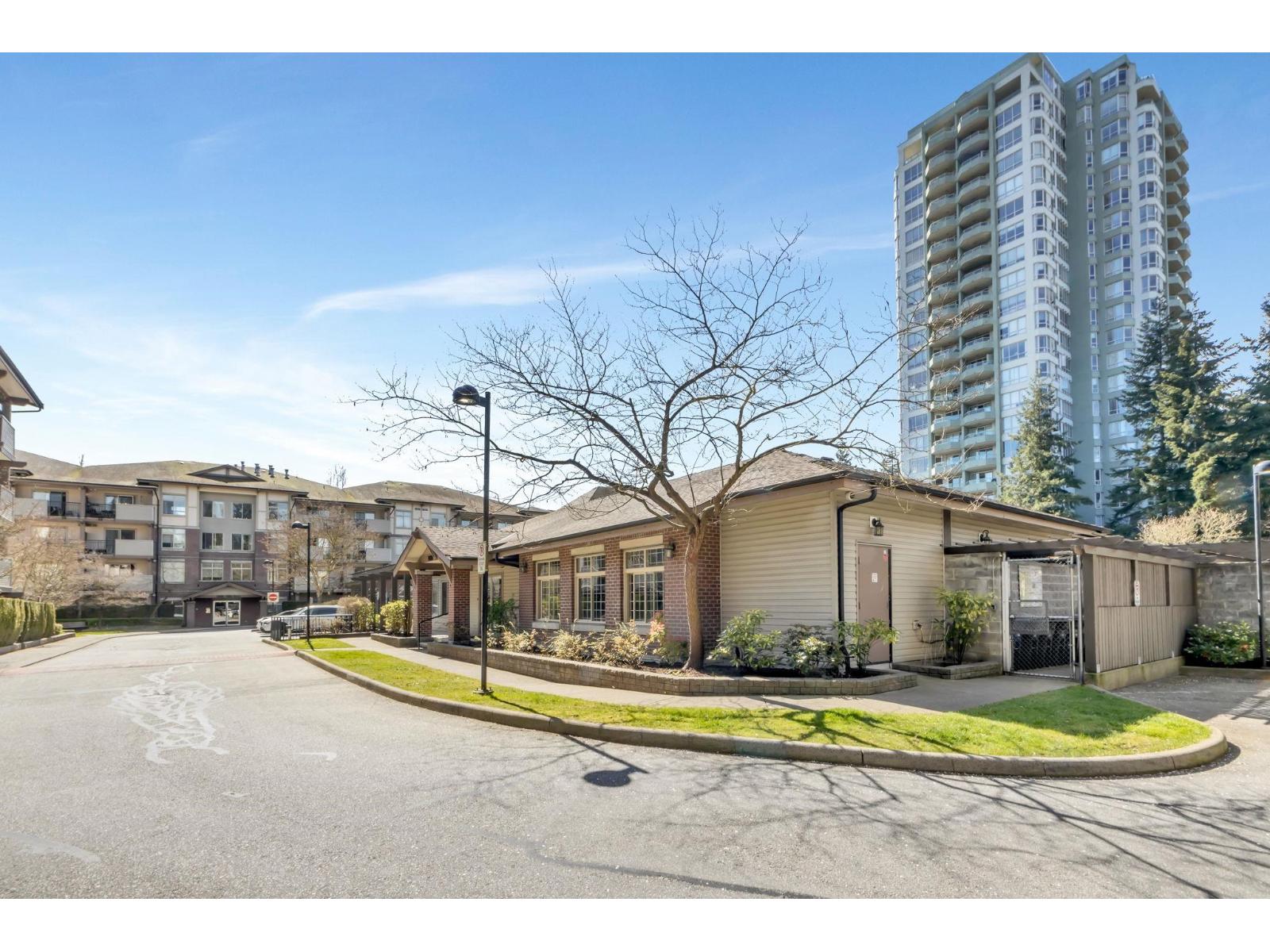 108 10088 148 Street, Surrey, British Columbia  V3R 3M9 - Photo 2 - R3107216