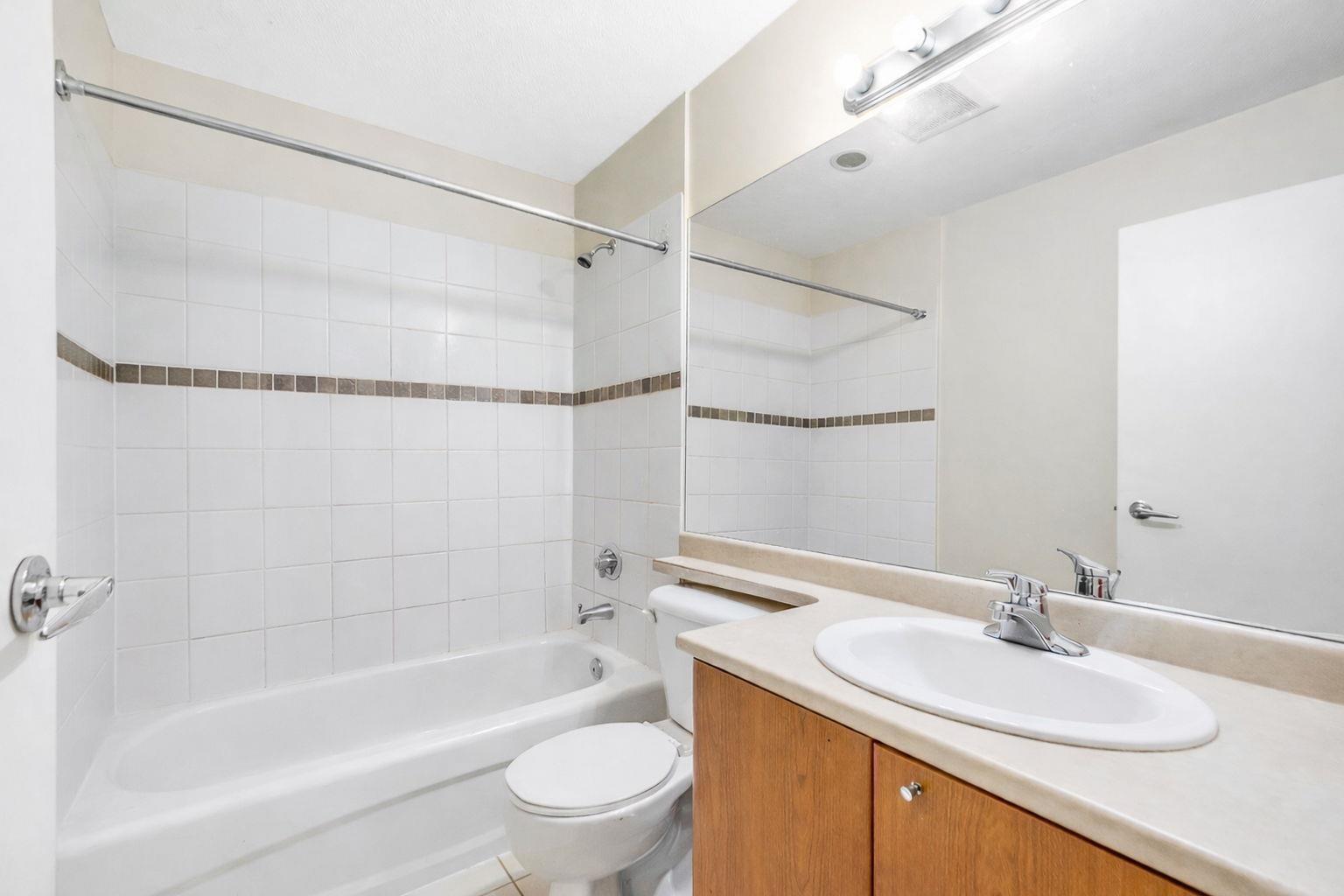 108 10088 148 Street, Surrey, British Columbia  V3R 3M9 - Photo 17 - R3107216