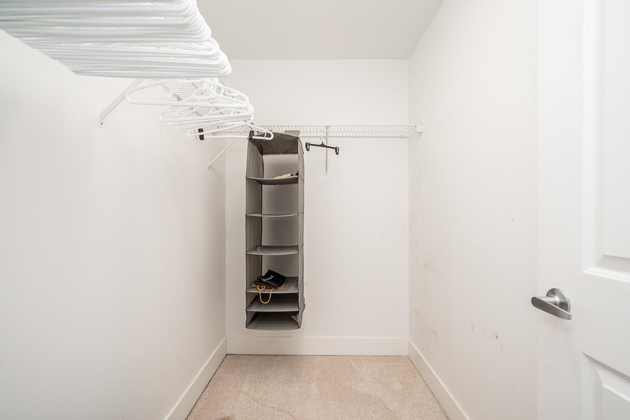 301 9983 E Barnston Drive, Surrey, British Columbia  V4N 6T3 - Photo 15 - R3108775