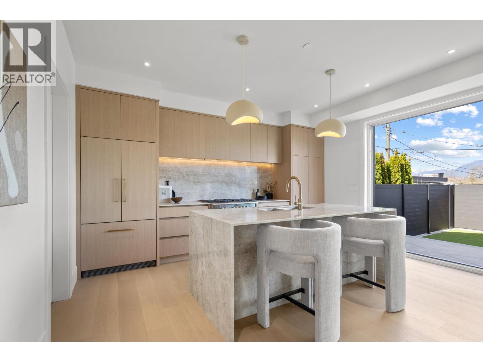 2 2425 Kitchener Street, Vancouver, British Columbia  V5K 3C4 - Photo 14 - R3108619