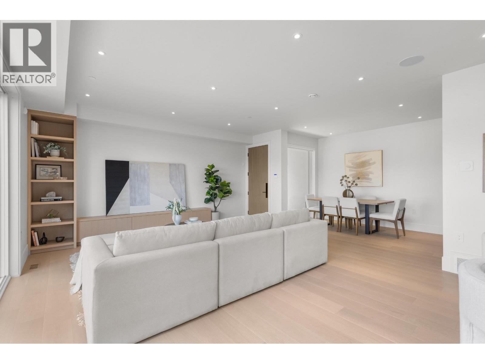 2 2425 Kitchener Street, Vancouver, British Columbia  V5K 3C4 - Photo 9 - R3108619