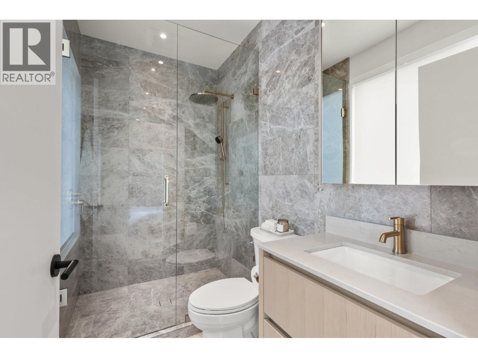 2 2425 Kitchener Street, Vancouver, British Columbia  V5K 3C4 - Photo 20 - R3108619