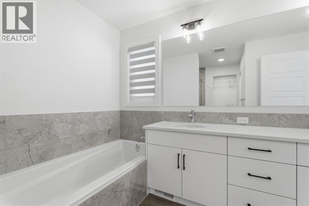 12 Key Cove SW, Airdrie, Alberta  T4B 5T3 - Photo 32 - A2297460