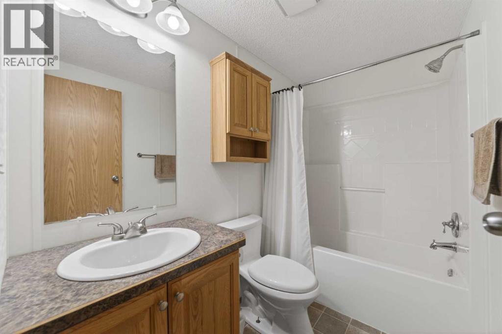 10, 30245 Range Road 12, Rural Mountain View County, Alberta  T0M 0N0 - Photo 34 - A2299460