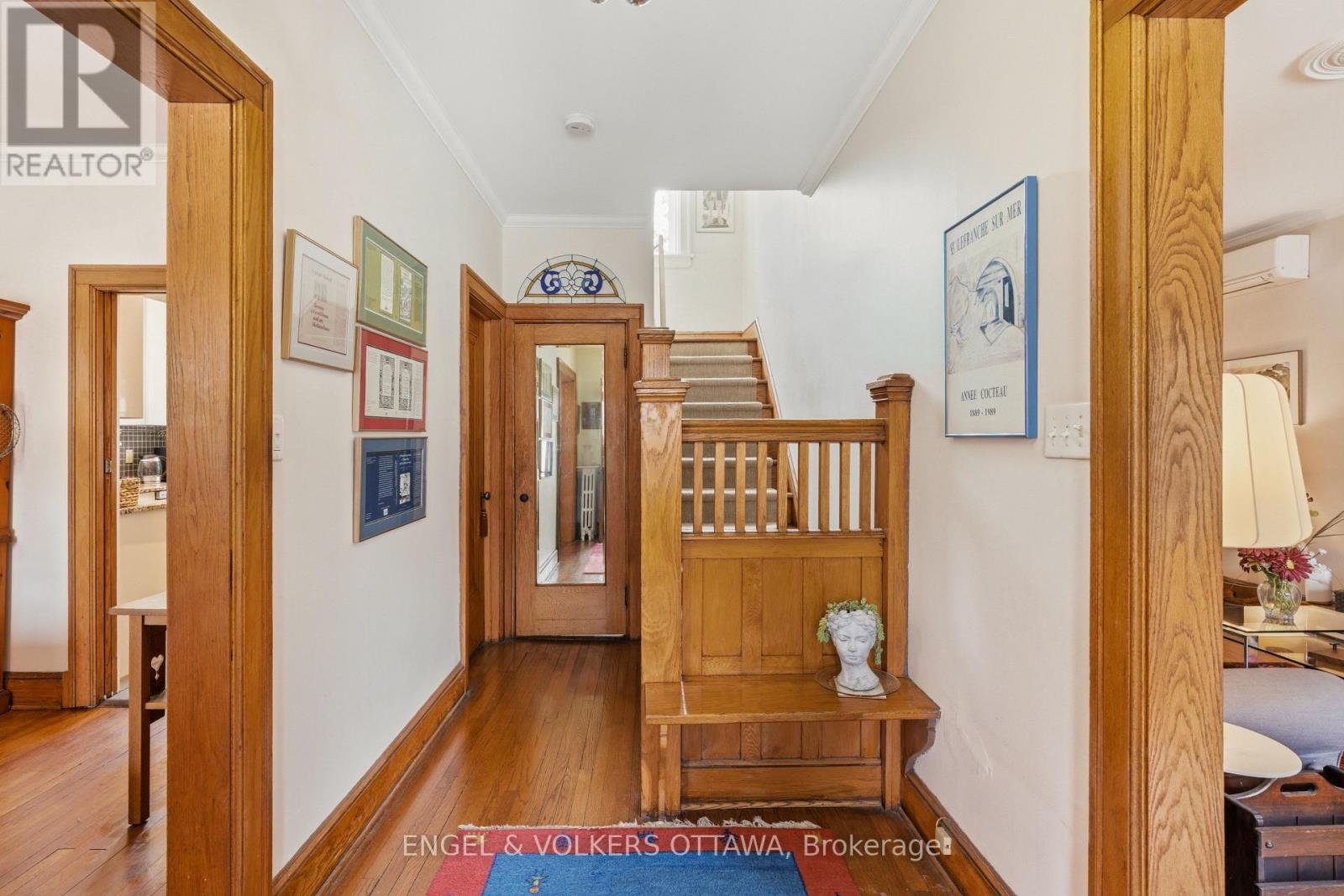 258 Powell Avenue, Ottawa, Ontario  K1S 2A5 - Photo 4 - X12973898