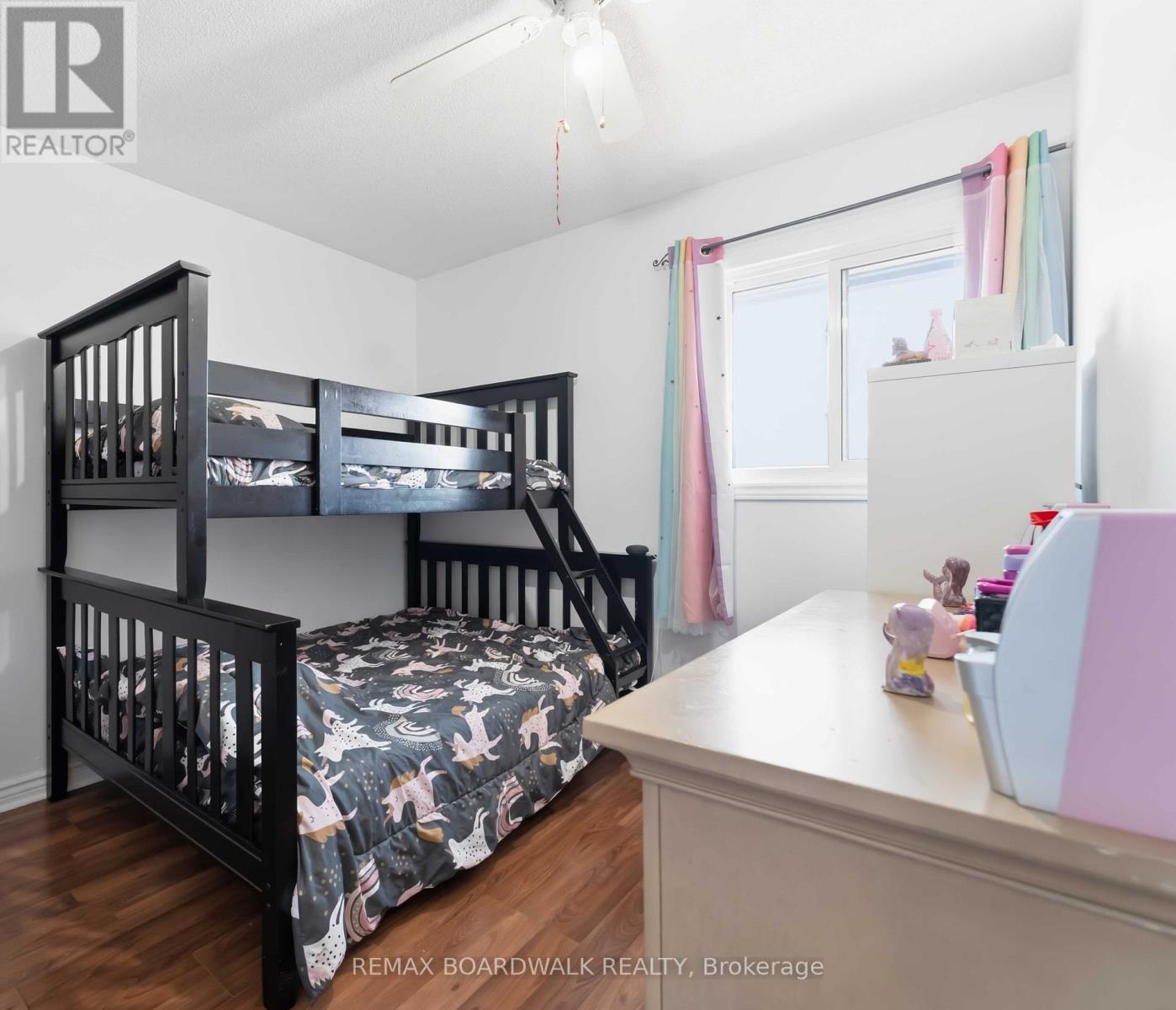 1707 Meadowbrook Road, Ottawa, Ontario  K1B 4W6 - Photo 15 - X12973908