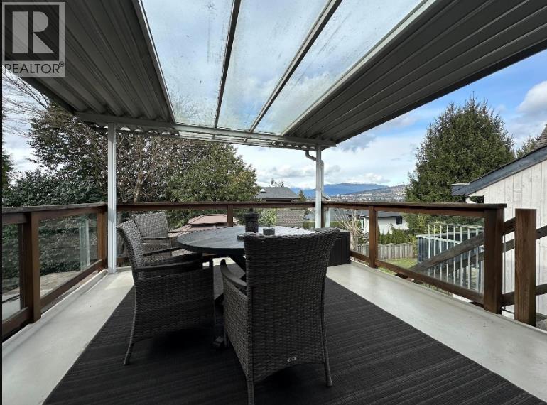 7879 Welsley Drive, Burnaby, British Columbia  V5E 3X4 - Photo 7 - R3108519