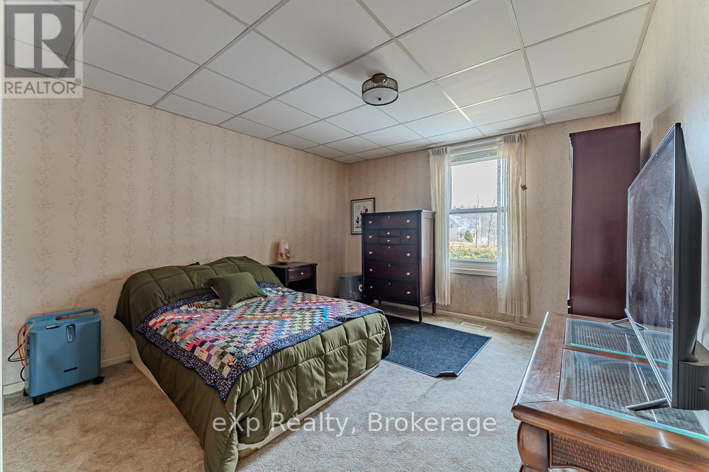 184 Division Street, South Bruce Peninsula, Ontario N0H 2T0 - Photo 20 - X12973878