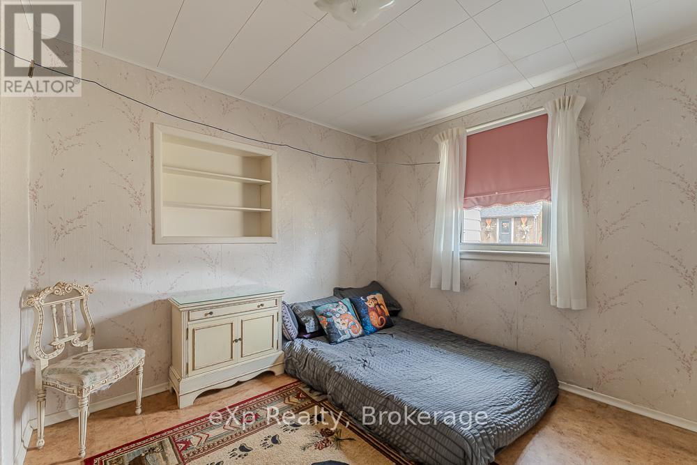 184 Division Street, South Bruce Peninsula, Ontario N0H 2T0 - Photo 24 - X12973878