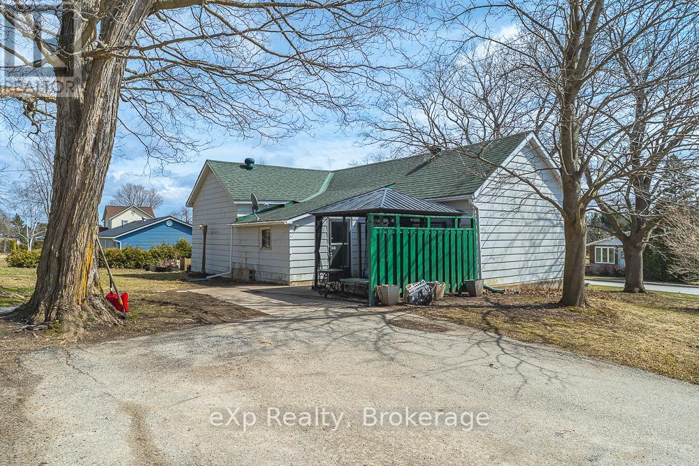 184 Division Street, South Bruce Peninsula, Ontario N0H 2T0 - Photo 30 - X12973878