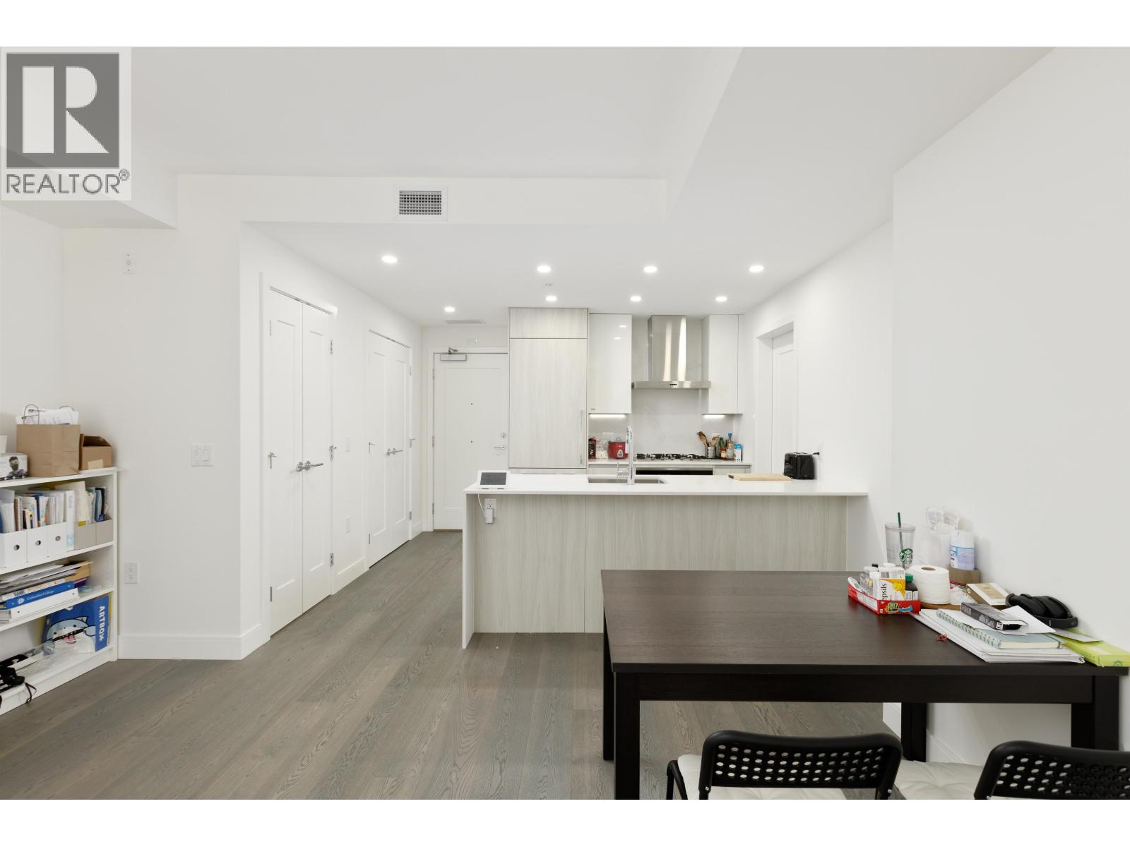 205 488 W 58th Avenue, Vancouver, British Columbia  V5X 1V5 - Photo 5 - R3108871