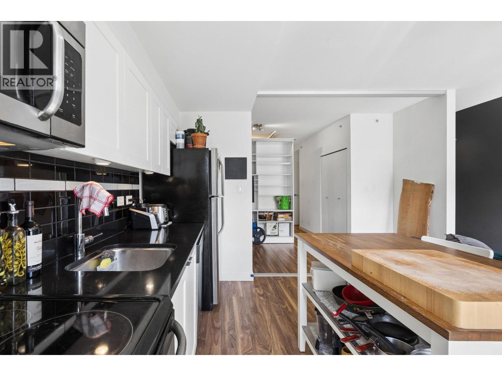 406 2511 Quebec Street, Vancouver, British Columbia  V5T 0B6 - Photo 12 - R3108881