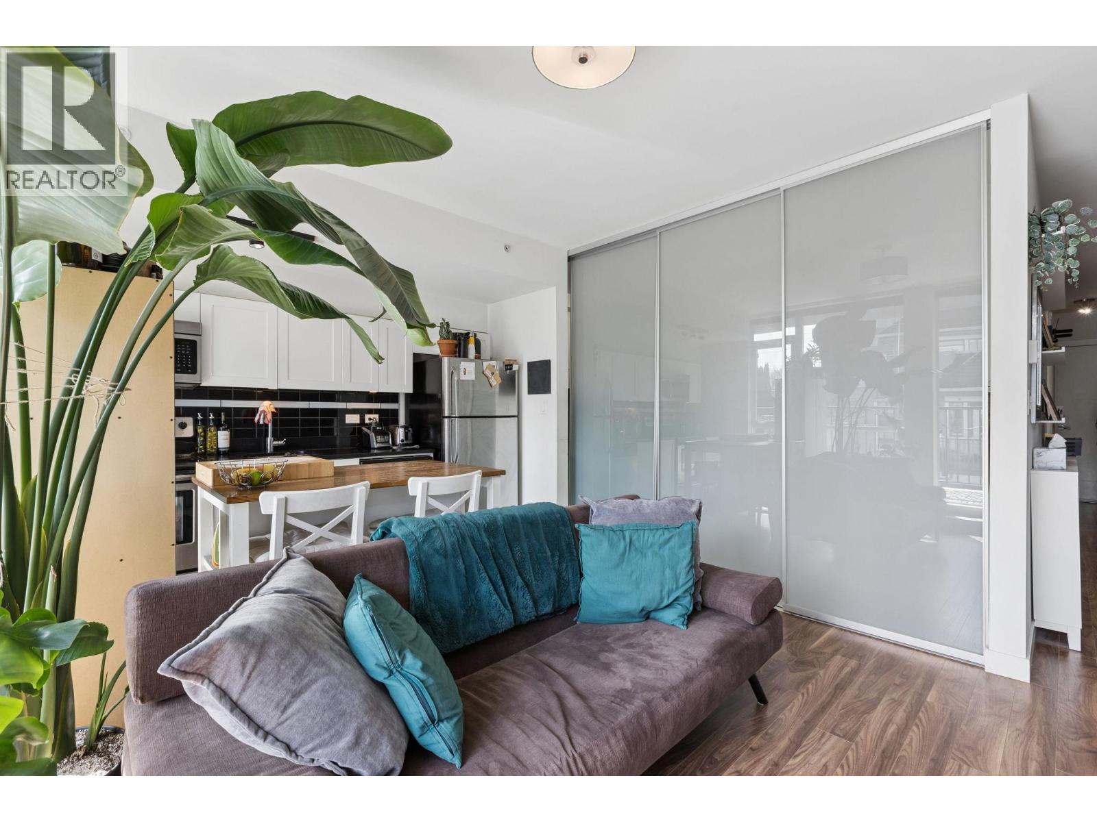 406 2511 Quebec Street, Vancouver, British Columbia  V5T 0B6 - Photo 6 - R3108881