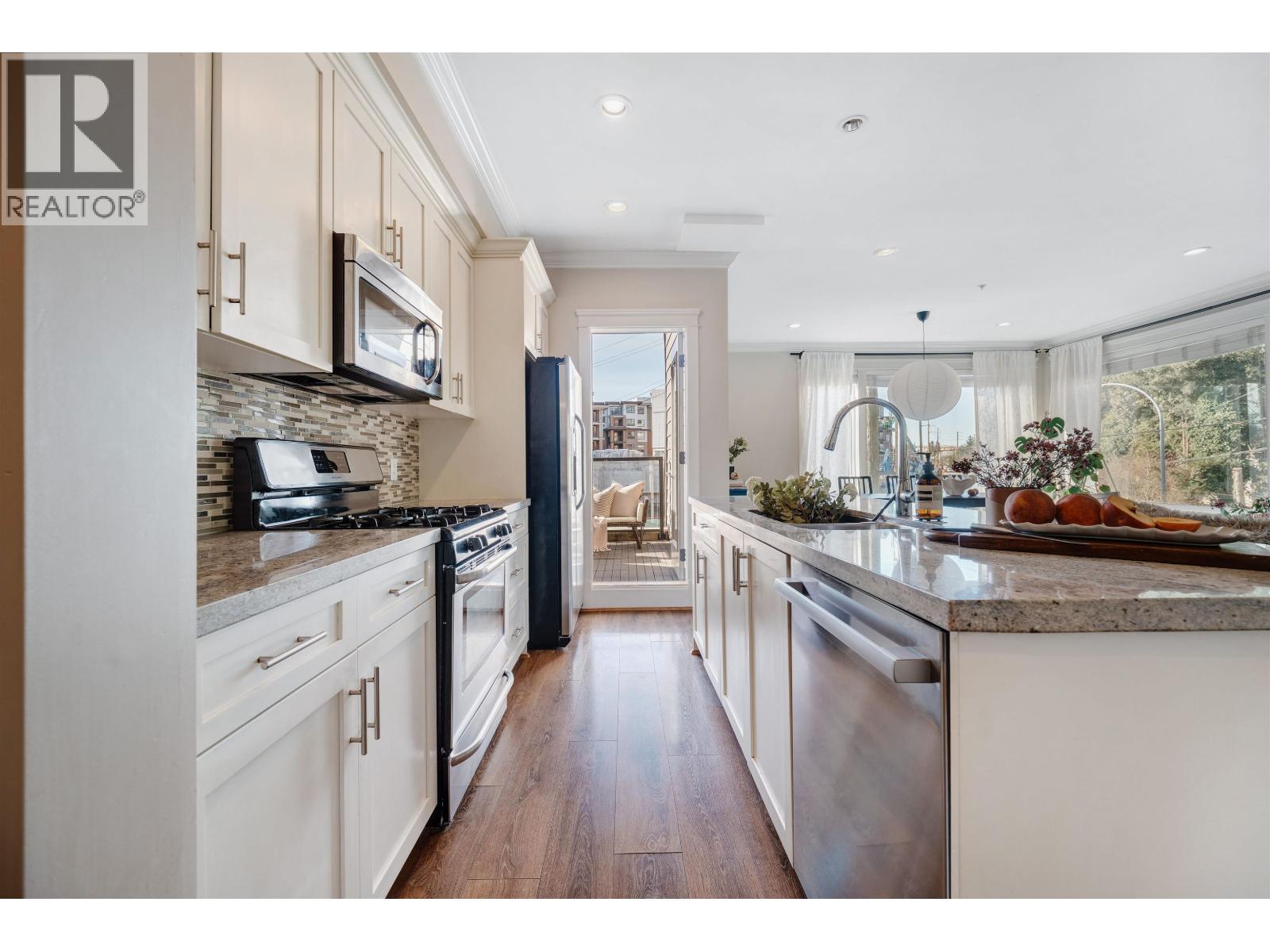 308 Seymour River Place, North Vancouver, British Columbia  V7H 1S7 - Photo 13 - R3108898