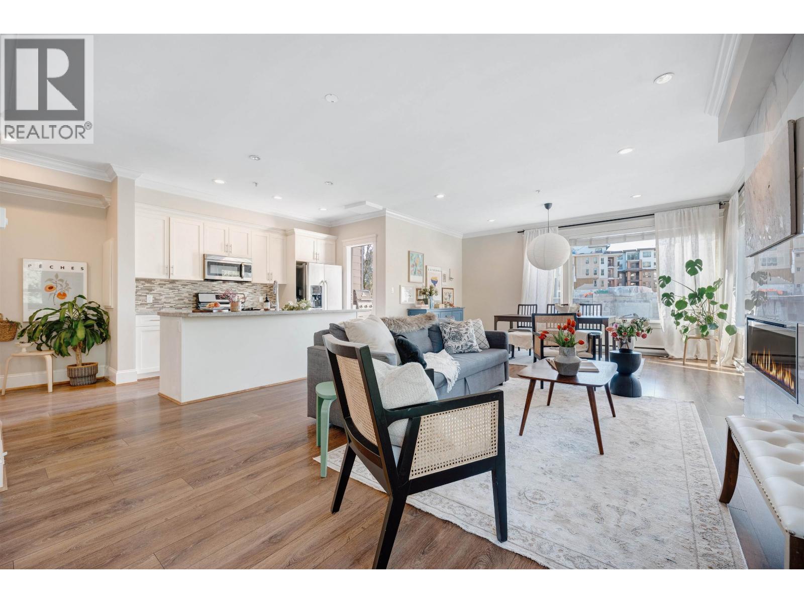 308 Seymour River Place, North Vancouver, British Columbia  V7H 1S7 - Photo 9 - R3108898