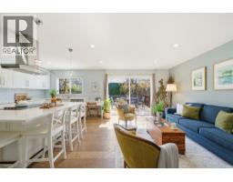 931 OLD LILLOOET ROAD, North Vancouver, British Columbia