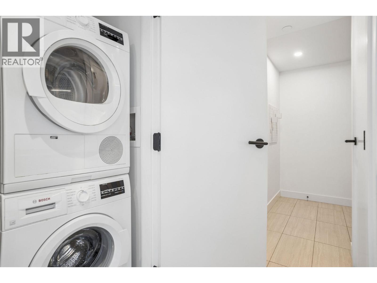 804 5058 Joyce Street, Vancouver, British Columbia  V5R 0J9 - Photo 11 - R3108904