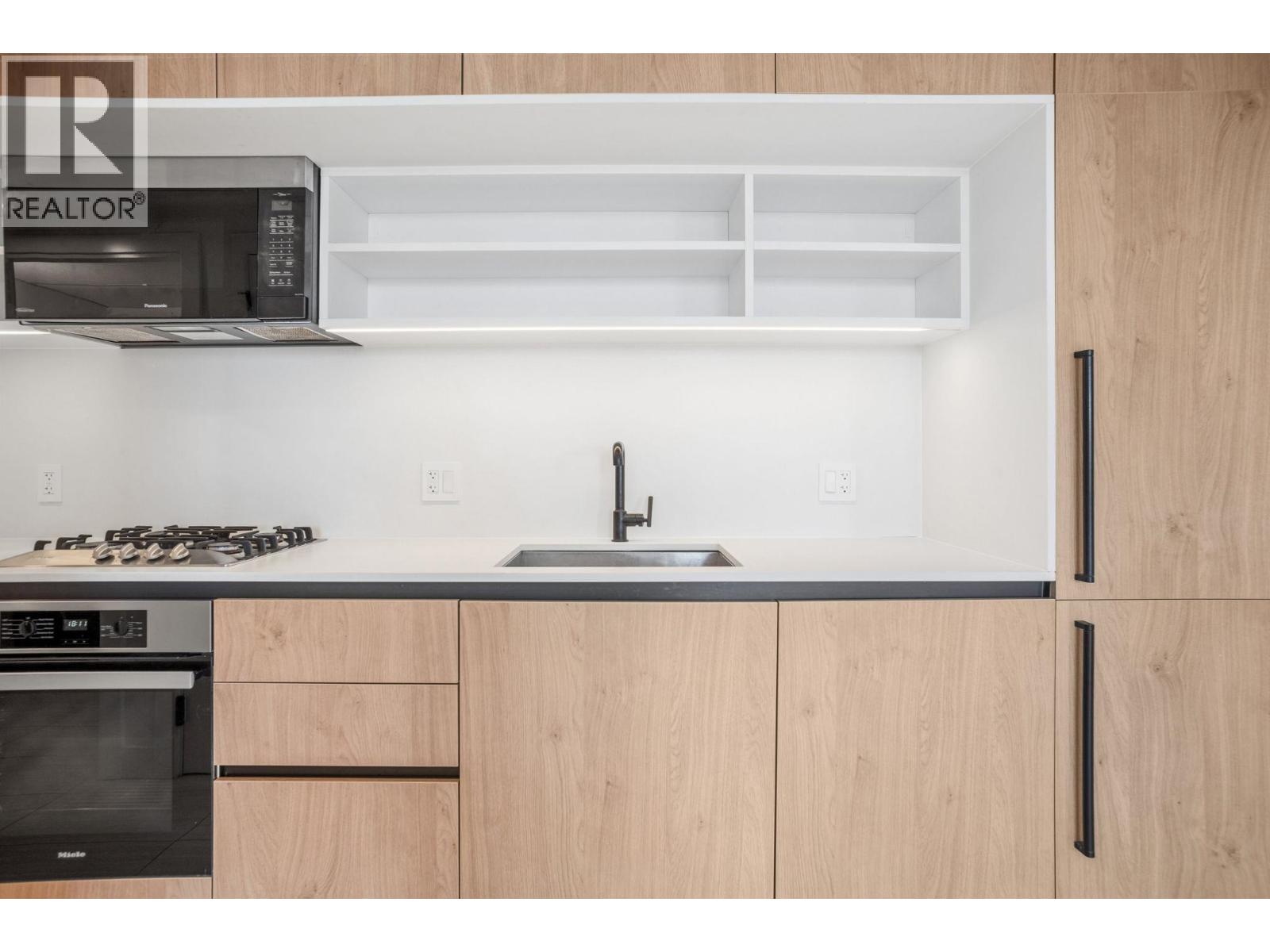 804 5058 Joyce Street, Vancouver, British Columbia  V5R 0J9 - Photo 5 - R3108904