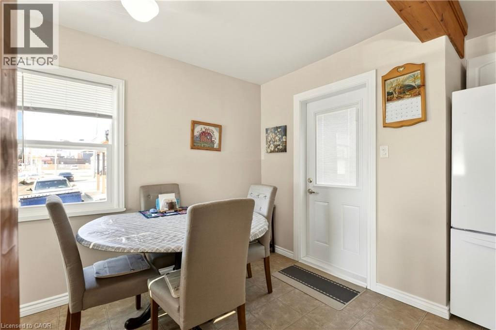 944 Garth Street, Hamilton, Ontario  L9C 4L2 - Photo 8 - 40816406