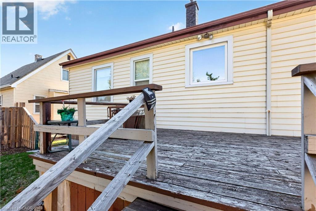 944 Garth Street, Hamilton, Ontario  L9C 4L2 - Photo 45 - 40816406