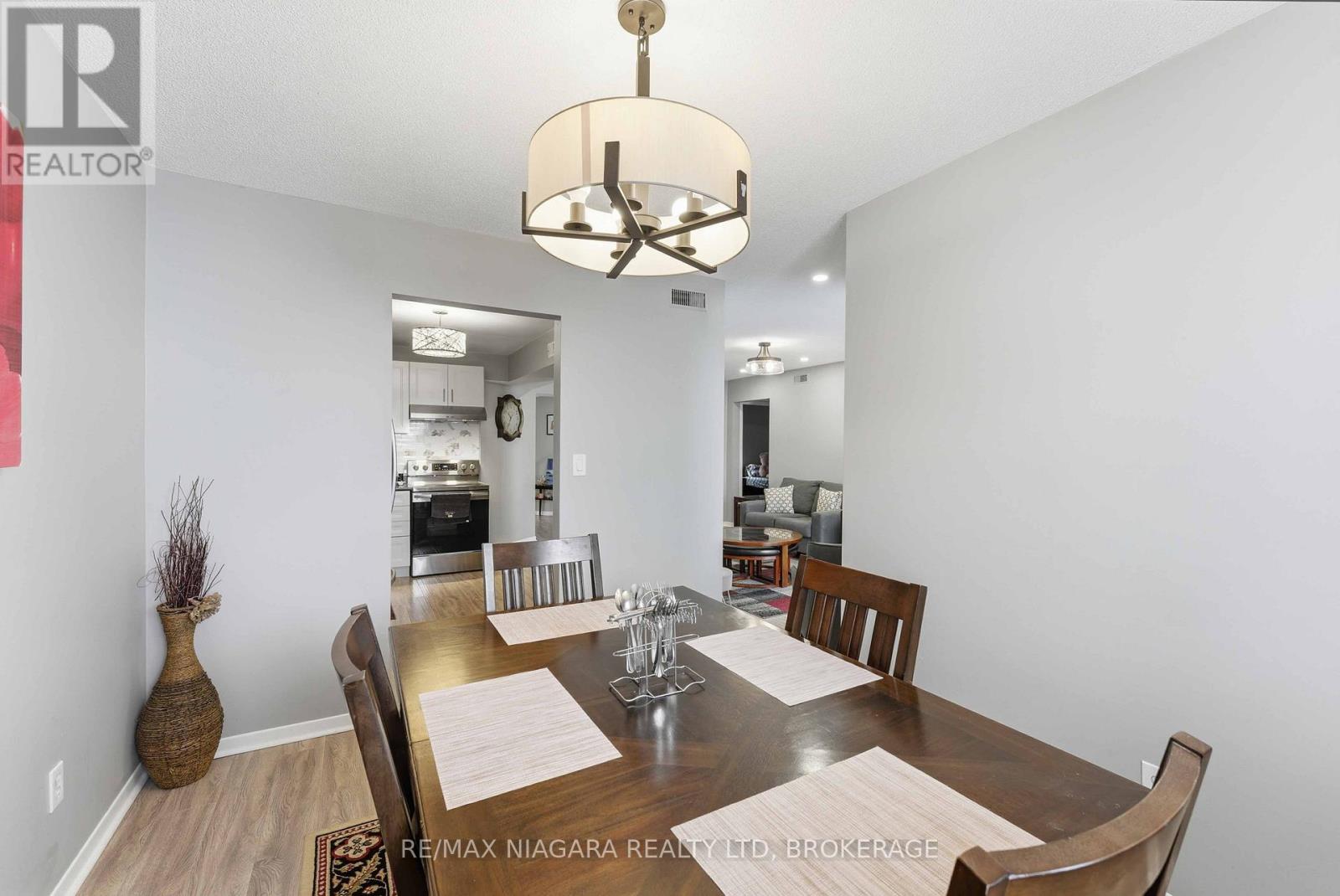 207 - 189 Dorchester Boulevard, St. Catharines, Ontario  L2M 7V8 - Photo 11 - X12973896