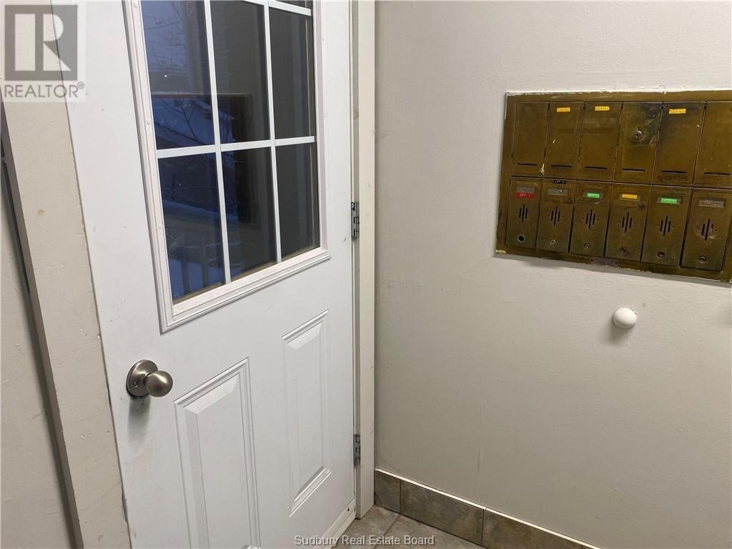 219 Applegrove Street Unit# 3, Sudbury, Ontario  P3C 1N4 - Photo 4 - 2127049