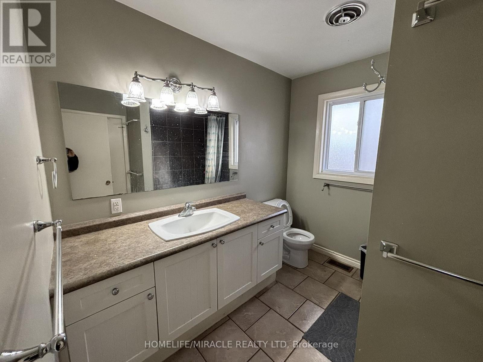 3157 Steeles Avenue, Milton, Ontario  L9T 2V4 - Photo 20 - W12972544